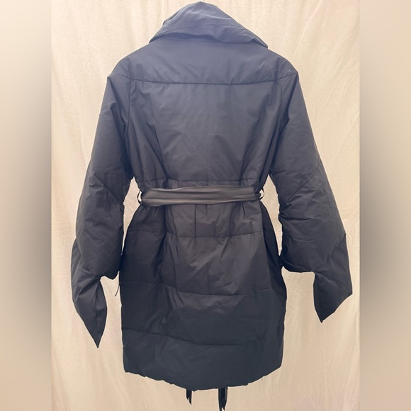 Preloved Black Ermanno Scervino jacket with leather fringes - Picture 6 of 14